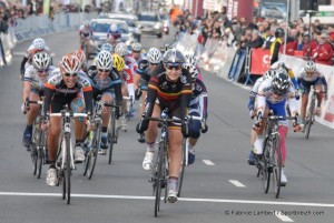 Jolien règle le sprint