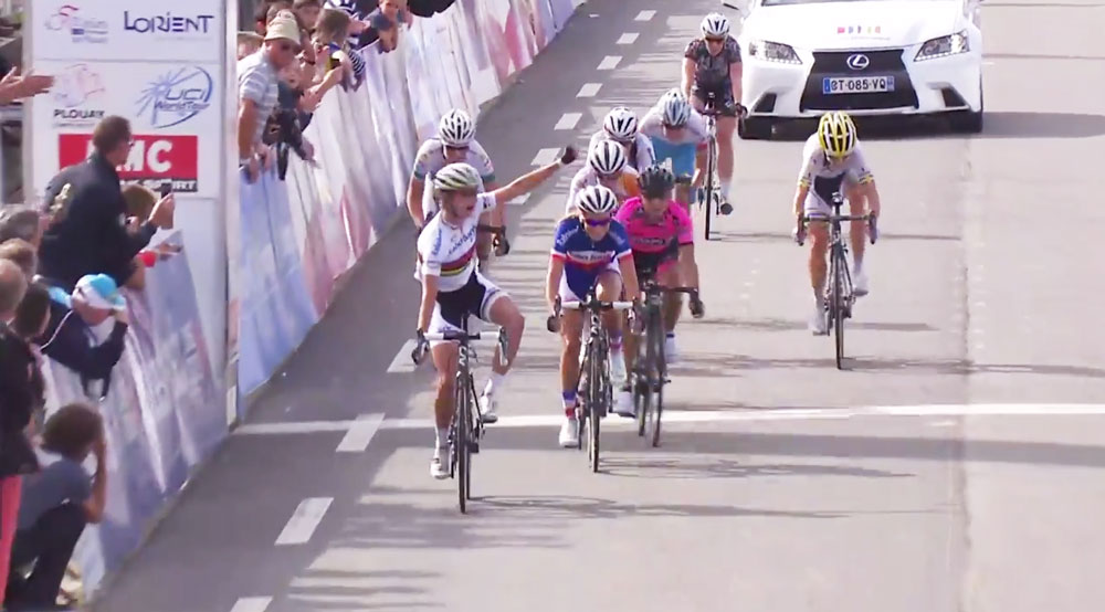 Marianne Vos et PFP complètent l'incroyable podium de la Rabo Liv. (Source:FranceTV)