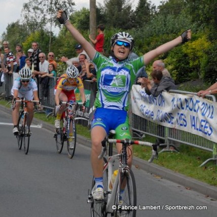 Crédit photo: Fabrice Lambert / Victoire sur le  challenge féminin des Pays de la Loire