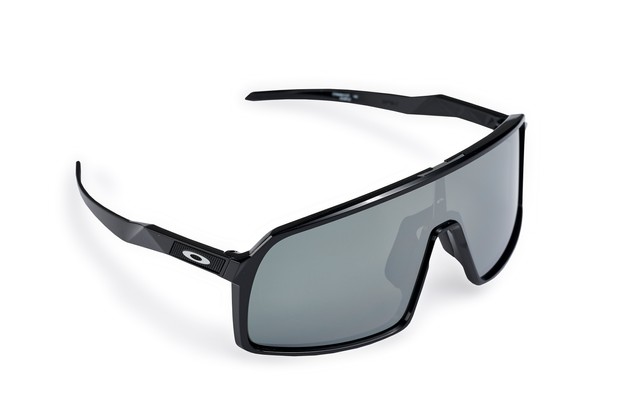 Lunettes de soleil Oakley Sutro