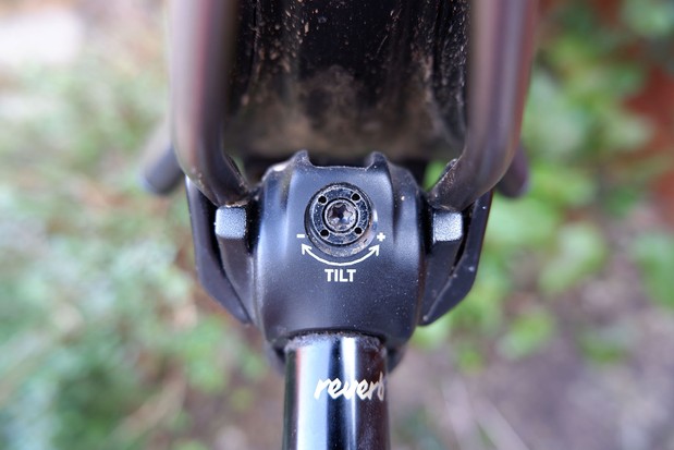 Tige de selle télescopique RockShox Reverb AXS XPLR