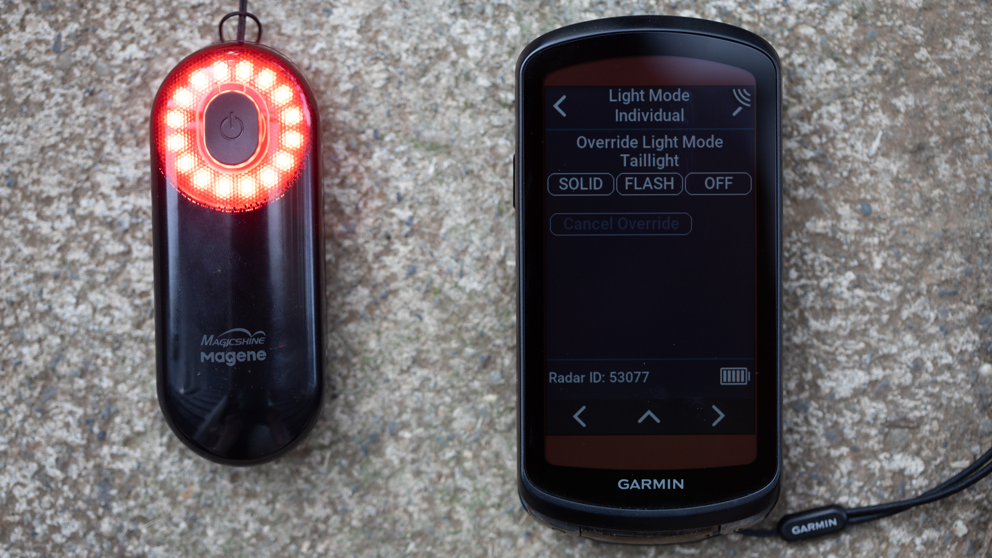 Feu arrière radar Magicshine Seemee 508 affiché sur un Garmin 1040 Solar