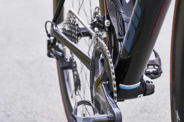 Cross-chaining expliqué: Shimano et SRAM sur l'usure et l'efficacité de la transmission