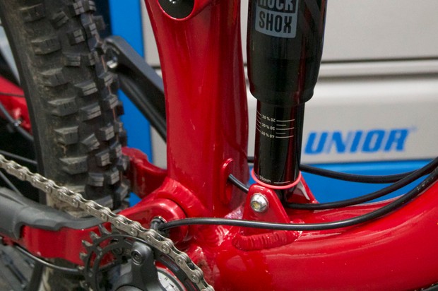 Atelier Vitus Mythique Rockshox