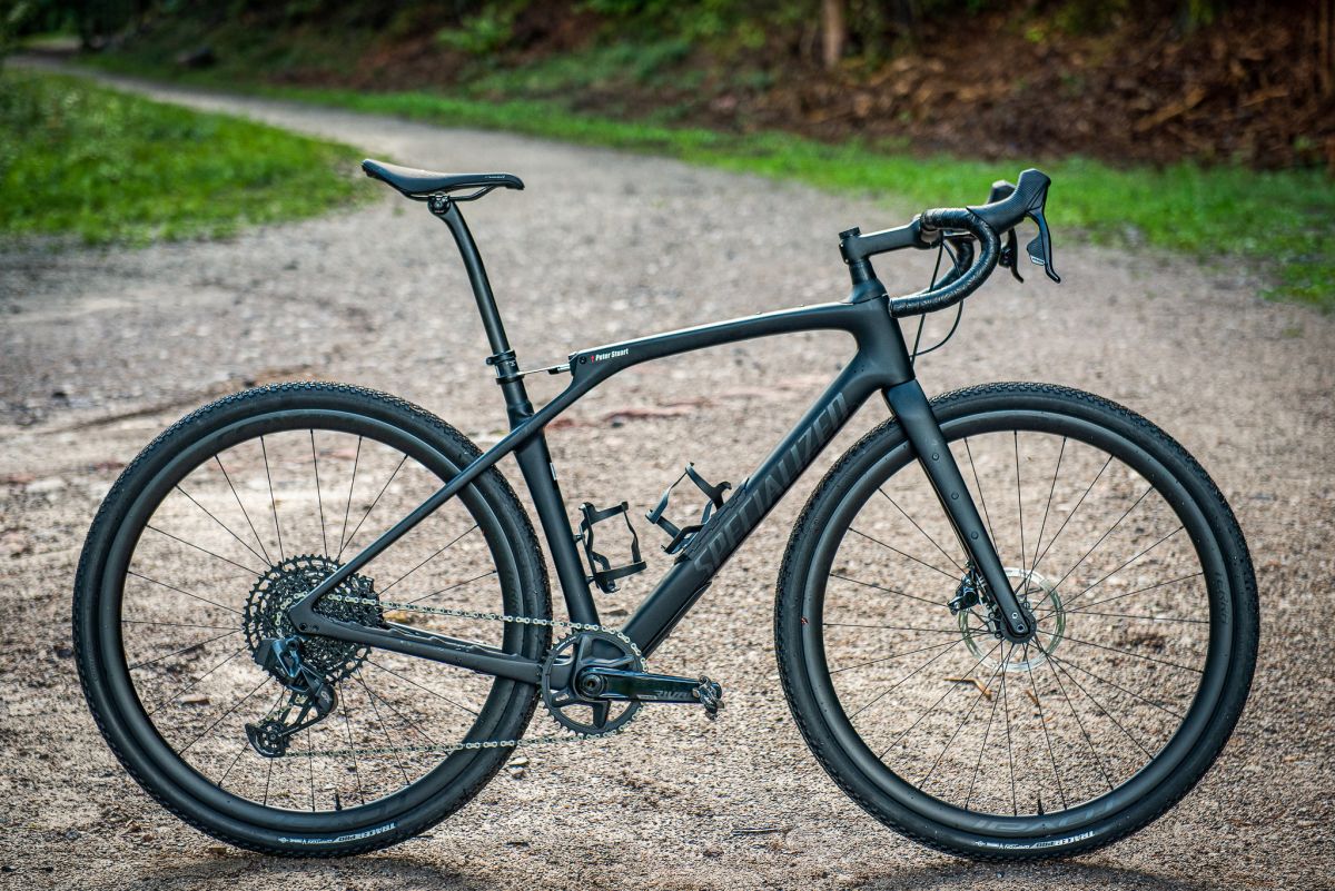 Specialized Diverge Expert STR gravel bike side on in the Black Forest