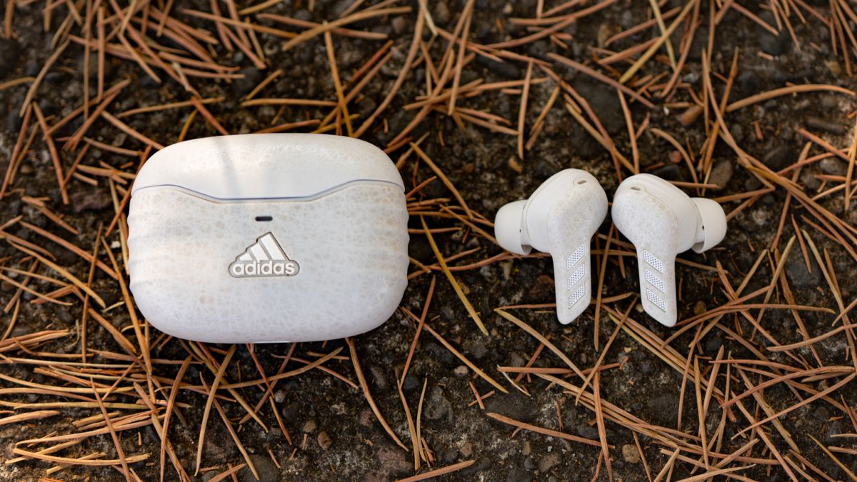 Test des écouteurs sans fil Adidas ZNE 01 ANC : extrêmement confortables, mais pas sans inconvénients