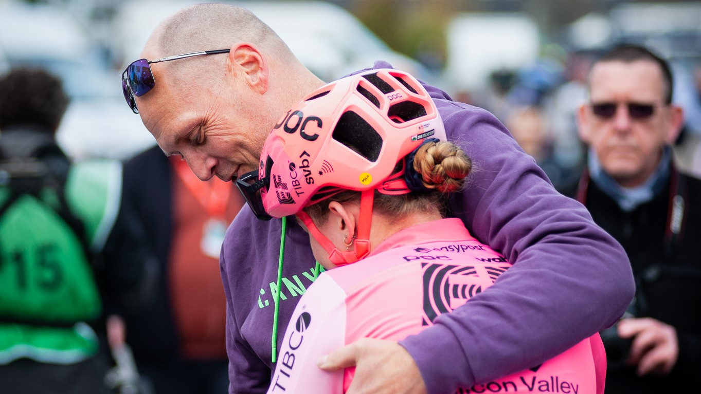 Magnus Backstedt embrasse sa fille