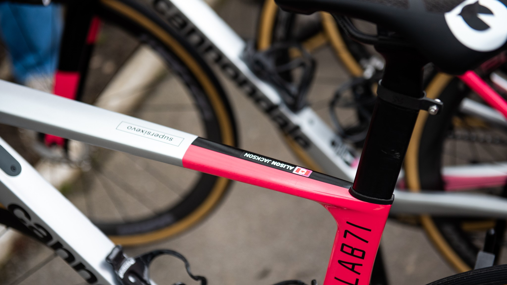 Vélo d'équipe Alison Jacksons Cannondale supersix evo