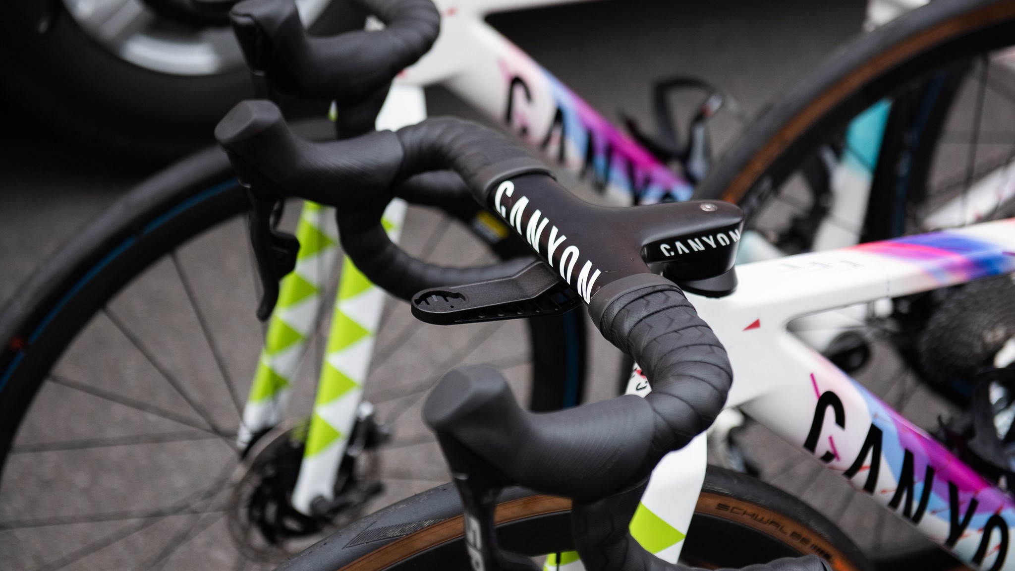 Vélos d'équipe Canyon/SRAM