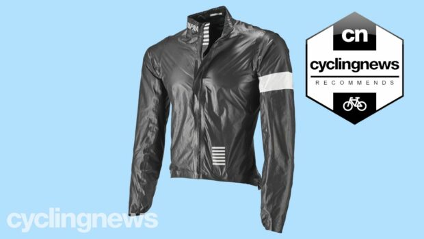 Évaluation de la veste Rapha Pro Team Lightweight Gore-Tex Shakedry