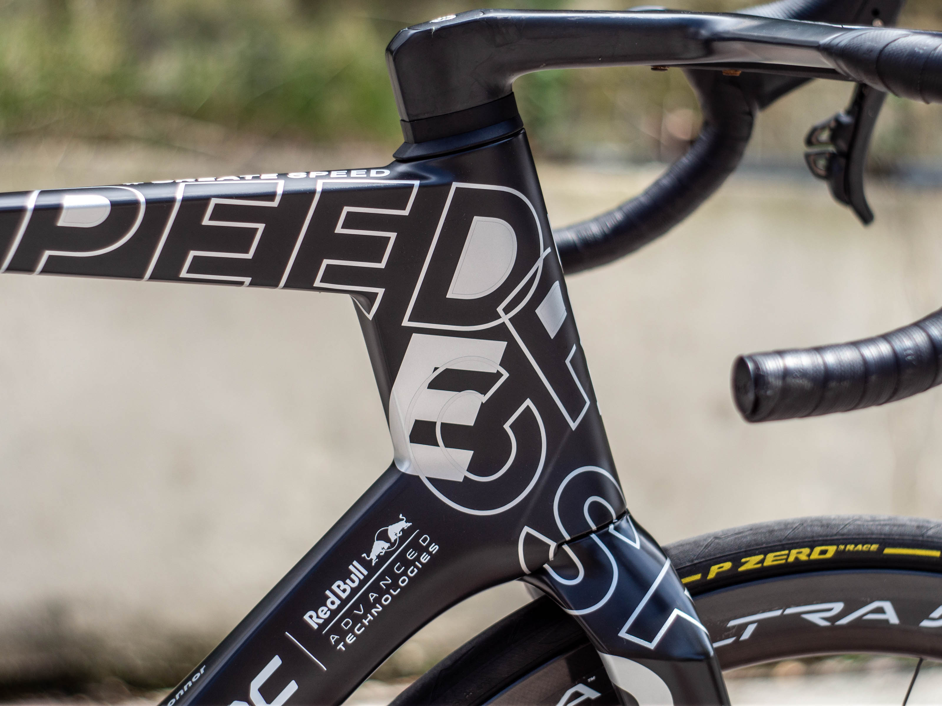 détails du nouveau vélo aéro BMC