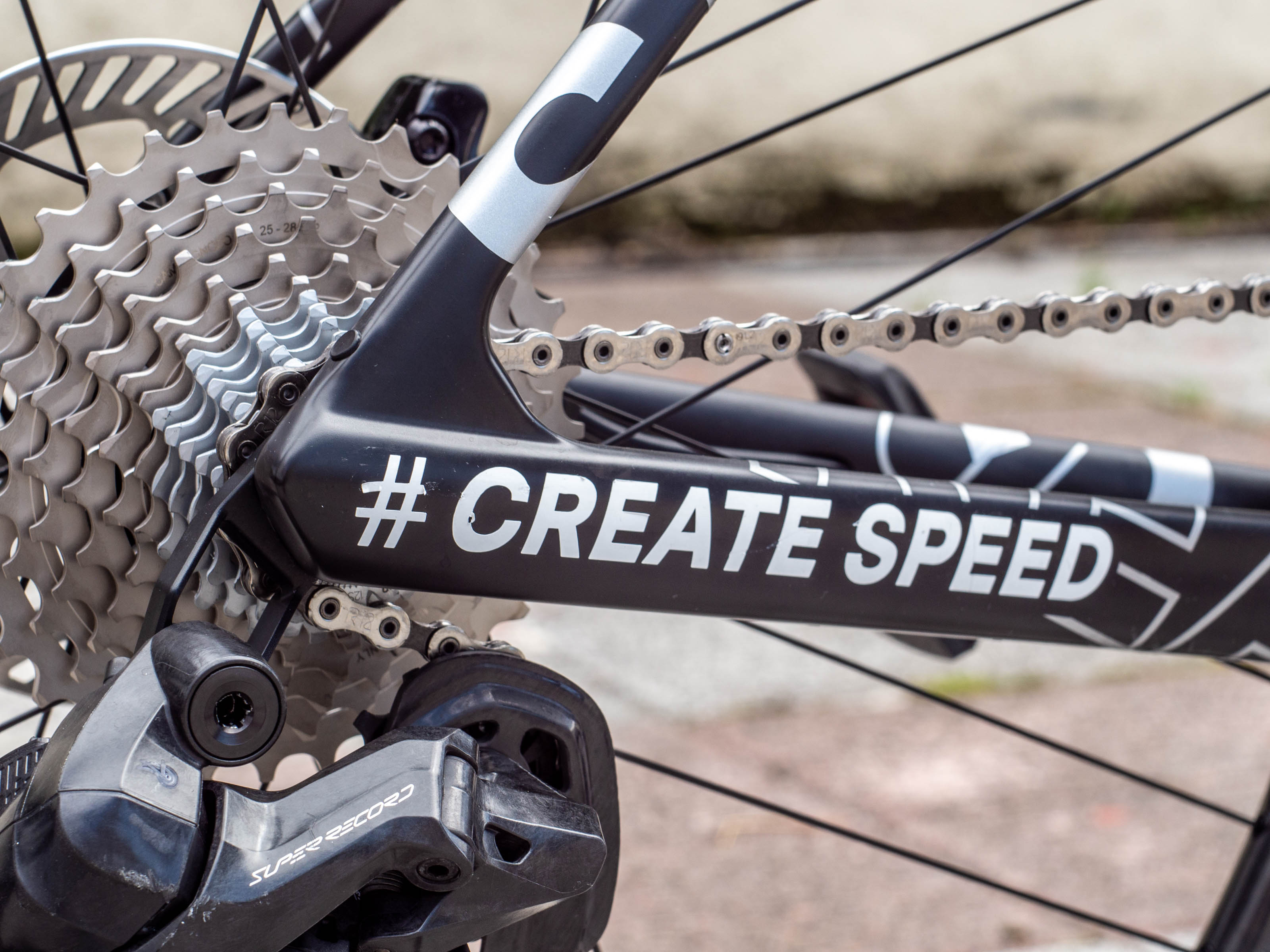 détails du nouveau vélo aéro BMC