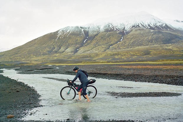 Vêtements de vélo de gravier : que dois-je porter pour faire du gravier ?