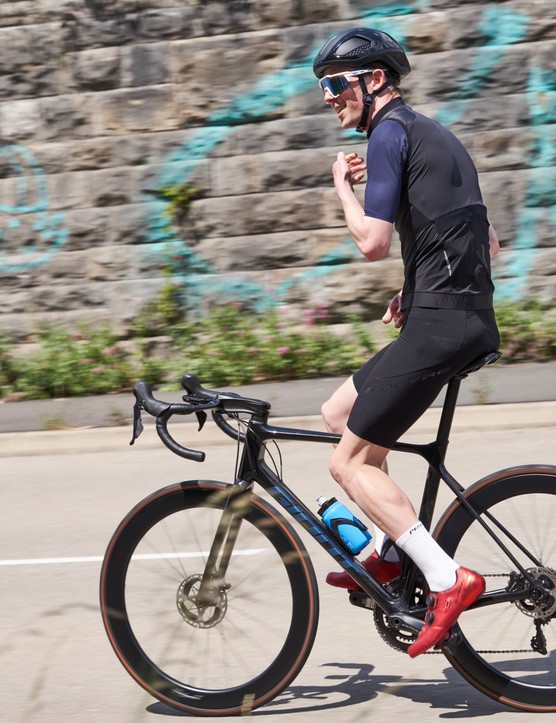 Comment s'habiller pour faire du vélo en été, gilet