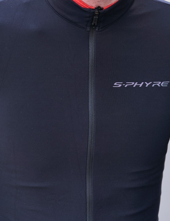 Comment s'habiller pour faire du vélo en été, veste imperméable