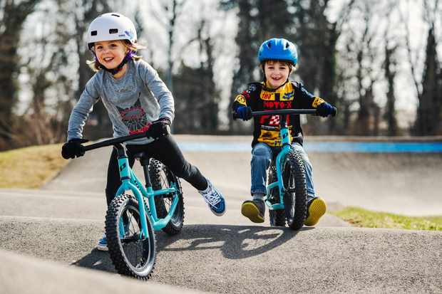 11 des meilleurs vélos d'équilibre - et comment choisir le bon