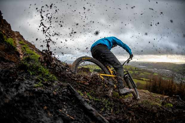 Meilleurs pneus VTT hiver 2023 |  Les meilleurs pneus VTT pour rouler dans la boue