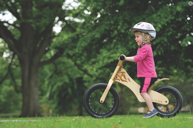 Comment apprendre à un enfant à faire du vélo avec une draisienne
