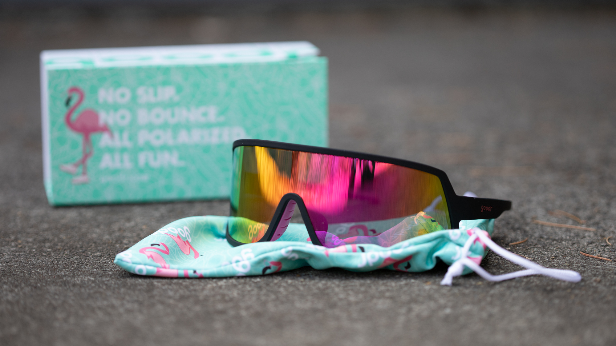 Lunettes de soleil Goodr Wrap G avec boîte et microfibre
