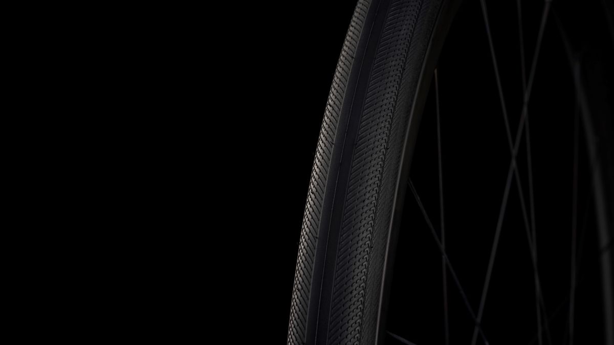 New specialized Mondo tyre
