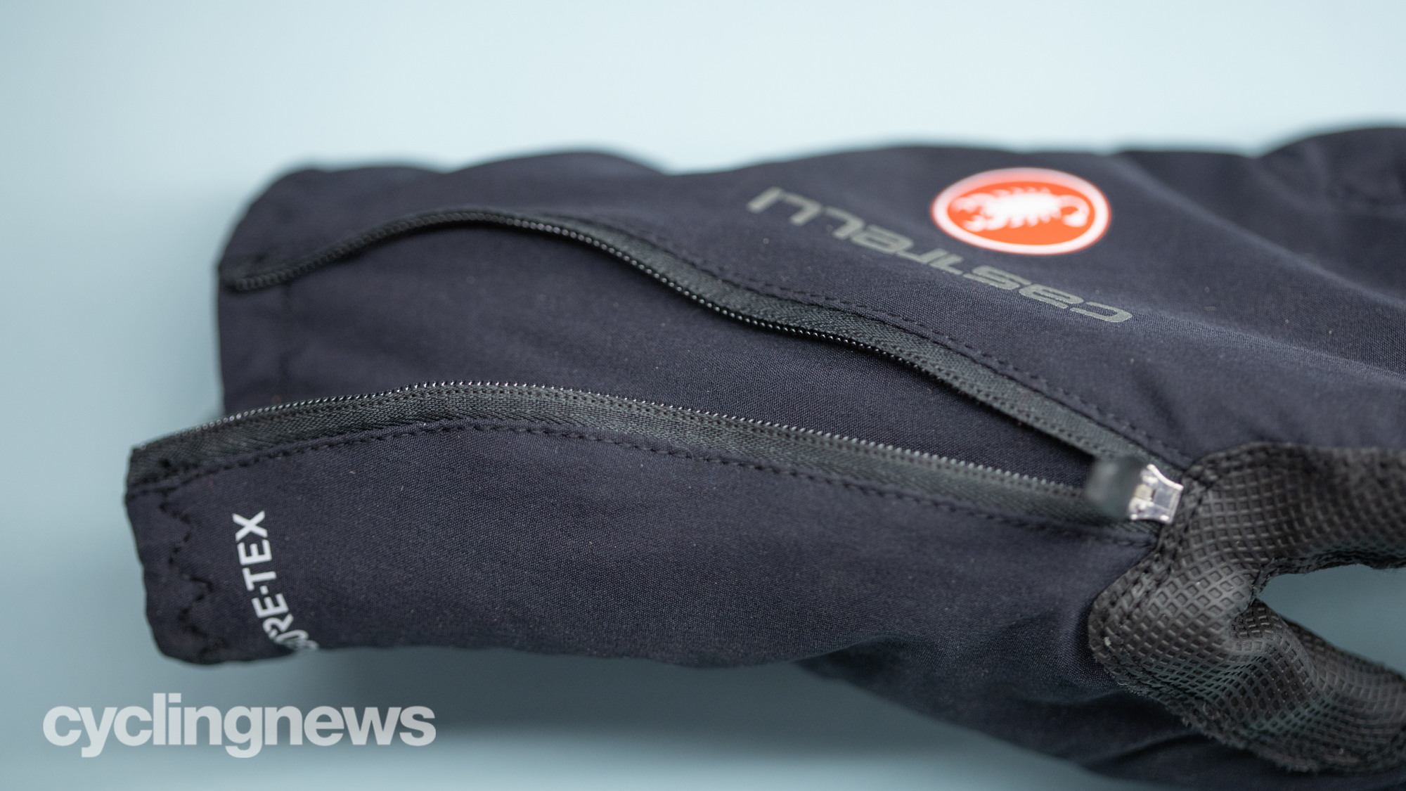 Test des gants Castelli Diluvio, parfaits sous la pluie !