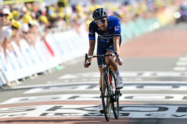 Tour de France: Thibaut Pinot finishes stage 12