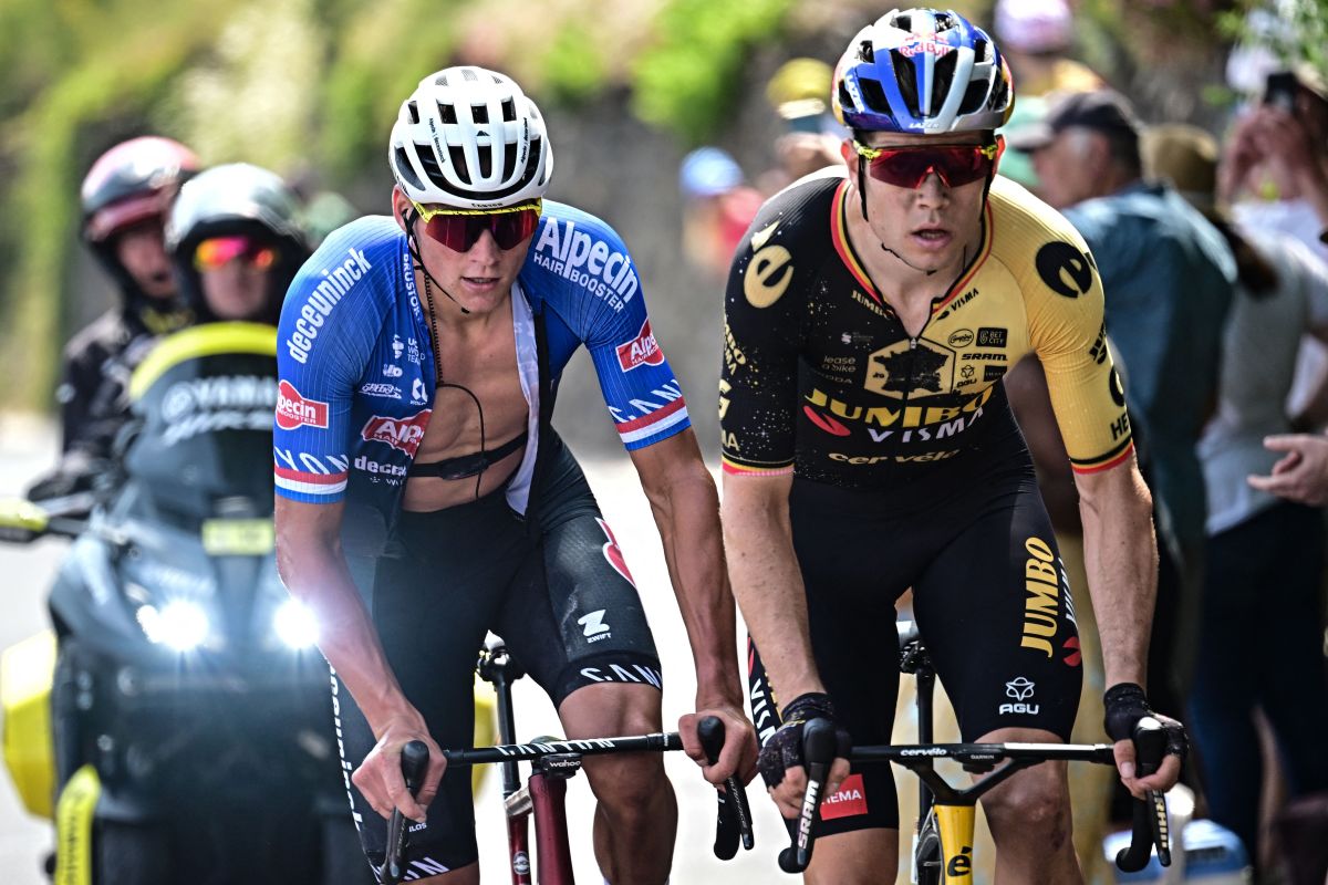 Wout van Aert and Mathieu Van der Poel on the attack on stage 10 of the 2023 Tour de France
