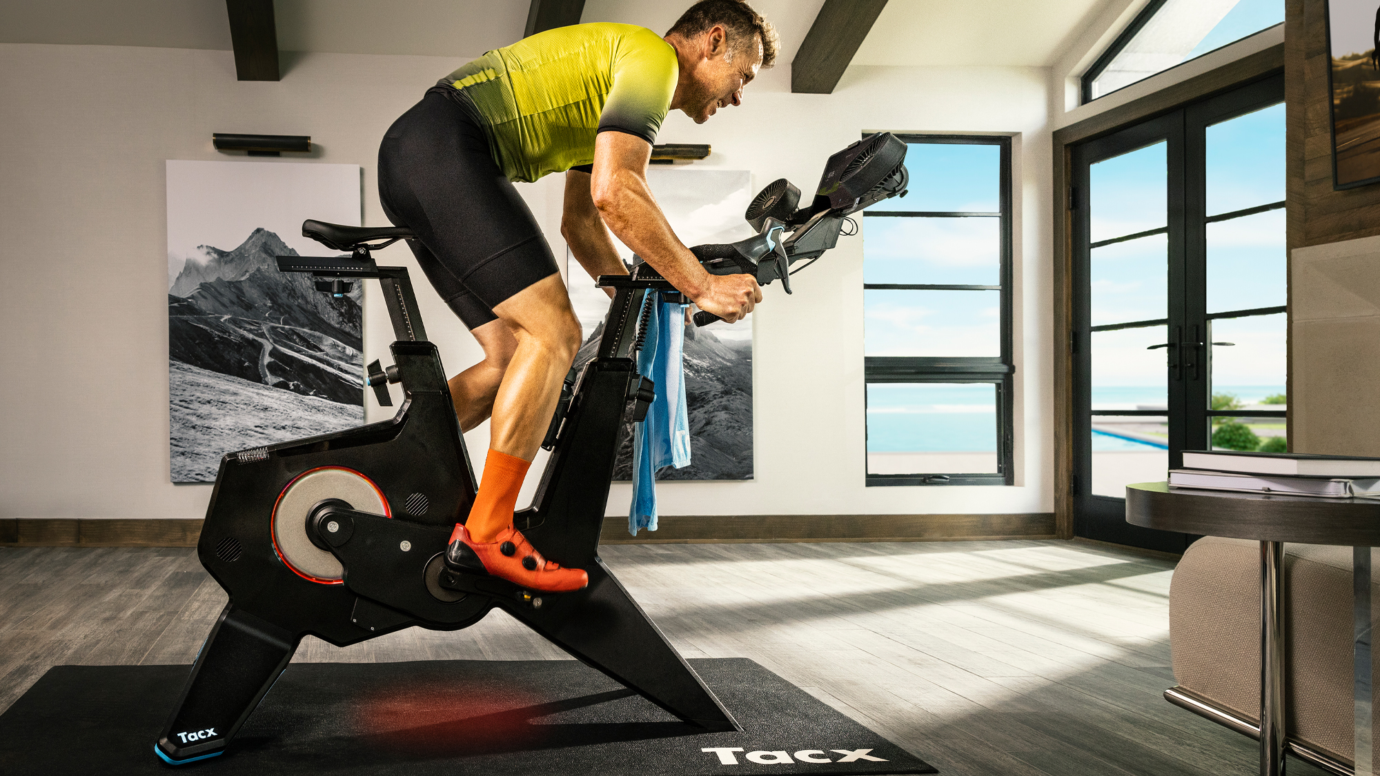 Vélo Garmin Tacx Neo Plus