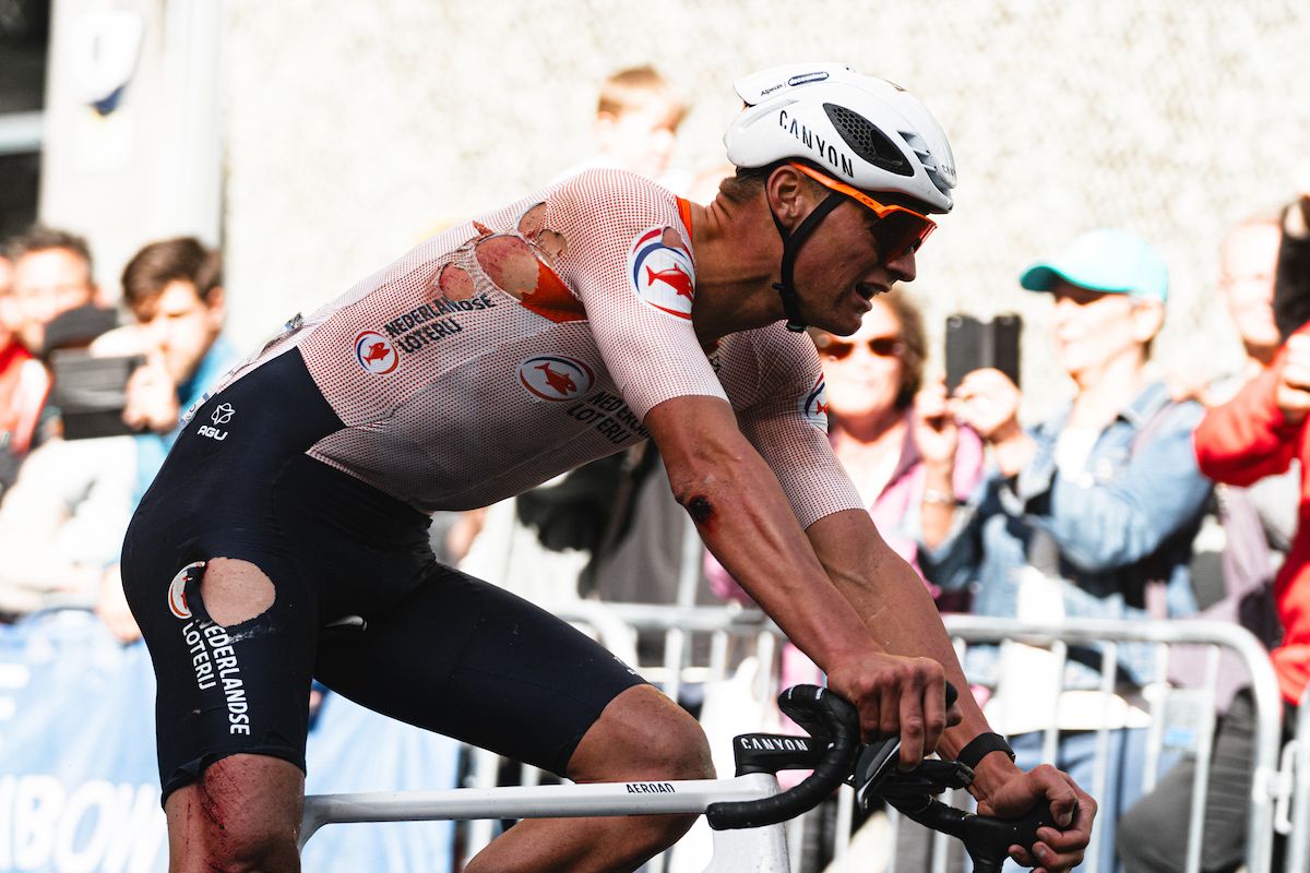 Picture by Thomas MaheuxSWpixcom 06082023 2023 UCI Cycling World Championships Mens Elite Road Race Edinburgh to Glasgow Glasgow Scotland The Netherlands Mathieu van der Poel