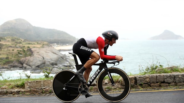 gettyimages-588139980-1517330597445-1mx886mo6629c-ccef12e Fabian Cancellara est un autre bon exemple d'une bonne position contre la montre