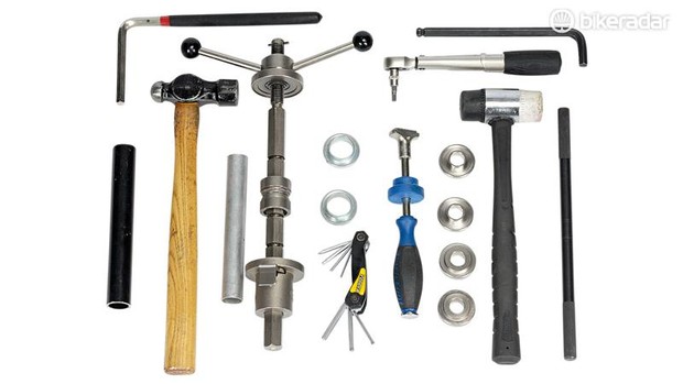 bb30-bb92-comment-remplacer-service-2-1507550196743-1sxpsazqt9w8z-5cd7d66 Vous pouvez faire du bricolage ou du pro lors de l'entretien des boîtiers de pédalier à ajustement serré