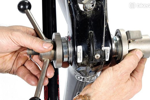 Comment entretenir les boîtiers de pédalier press-fit BB30 et BB86/92