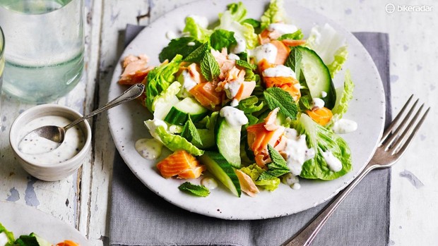 recette_salade_de_saumon-1469026815055-1i88uwml3k9cg-16732cb Le saumon regorge d'acides gras essentiels et a aussi un goût délicieux
