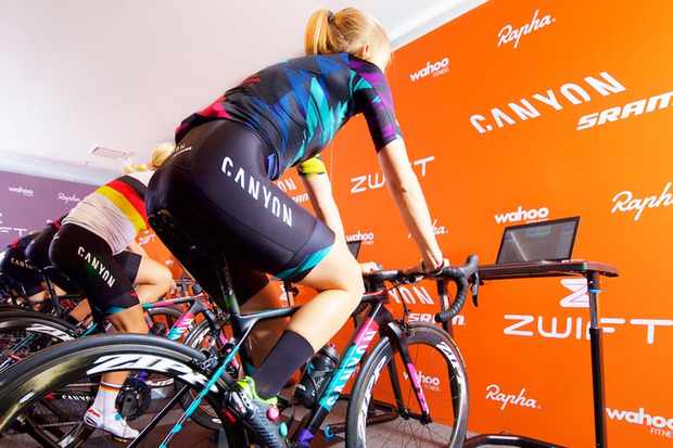 Explication : comment devenir pro avec la Zwift Training Academy
