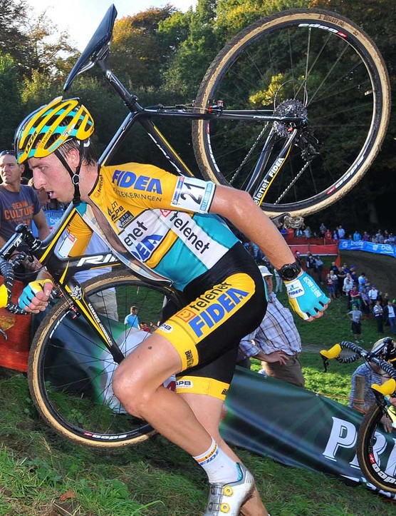 Que diriez-vous d'un autre type de vélo?  Le cyclo-cross peut-être ?