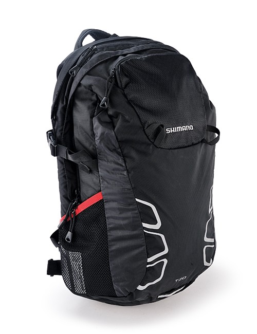 Le Shimano Tsukinist T20 a une variété de compartiments différents