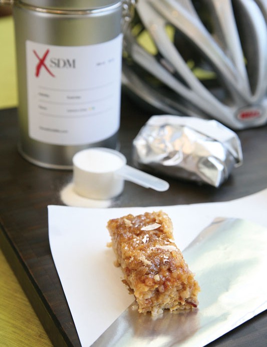 Les gâteaux de riz au bacon et aux œufs d'Allen Lim sont devenus une recette populaire dans le peloton professionnel