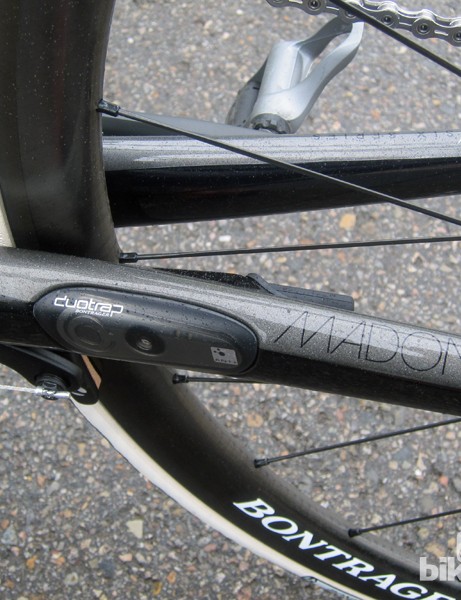 Trek et Giant intègrent désormais des capteurs de vitesse et de cadence sans fil dans leurs derniers cadres de route.  Quelles têtes d'ordinateur capteront et afficheront les données ?  La nouvelle base de données de compatibilité des appareils ANT+ vous dira