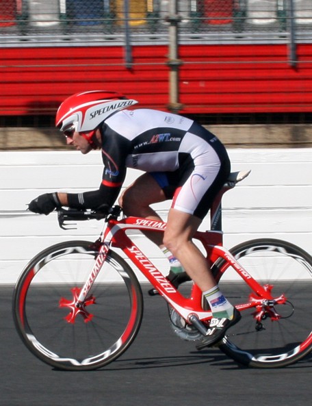 Nathan roule sur la Transition avec un casque TT2