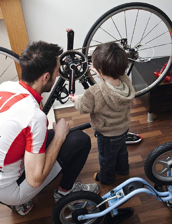 Impliquer votre famille dans votre vélo est une façon de passer du temps avec votre vélo et vos proches