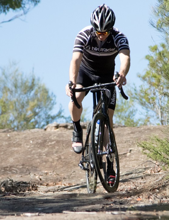 Vous ne conduiriez pas votre vélo de route dans un événement de vélo de montagne, mais vous devriez les configurer correctement pour une transition sans problème.