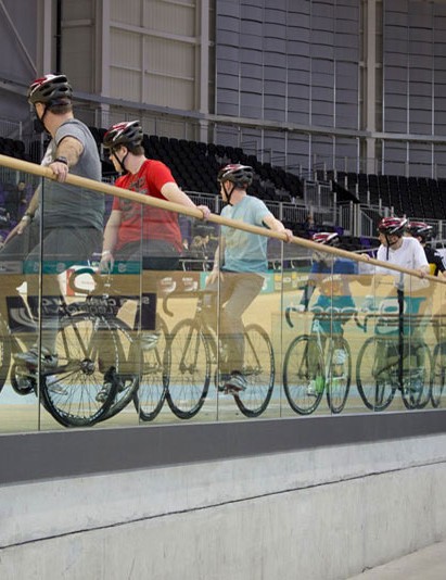 La chance d'essayer le vélodrome Sir Chris Hoy est une attraction populaire du Scottish Bike Show