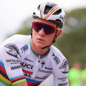 BARCELONA SPAIN AUGUST 26 Remco Evenepoel of Belgium looks on ahead of the 78th Tour of Spain 2023 on August 26 2023 in Barcelona Spain Photo by Eric AlonsoGetty Images