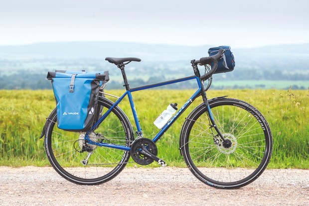 Vélo de tourisme Dawes avec porte-bagages