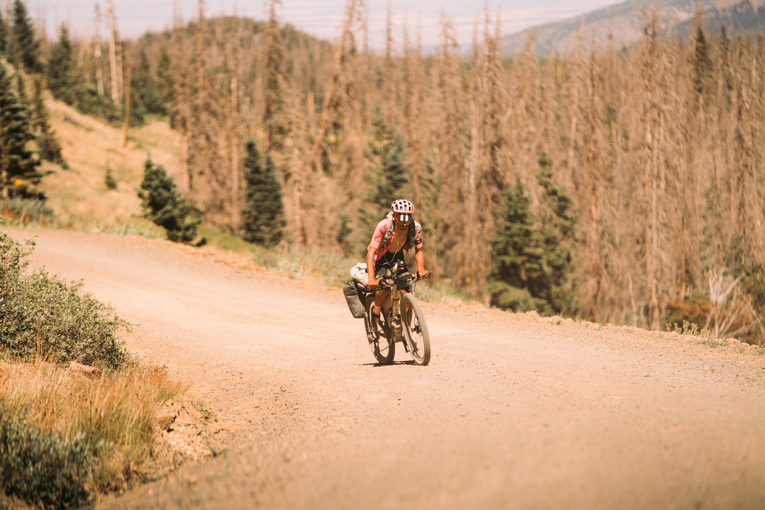 Lachlan Morton (EF Education-EasyPost) sur la Tour Divide Route en 2023