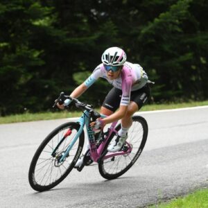 Ella Wyllie riding at the 2023 Tour de France Femmes