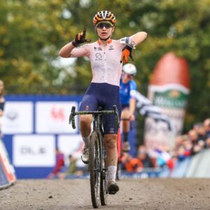 Dutch Lauren Molengraaf celebrates as she crosses the finish line to win the junior women race at the European Championships cyclocross cycling in Namur on November 5 2022 Belgium OUT Photo by DAVID PINTENS various sources AFP Belgium OUT Photo by DAVID PINTENSBelgaAFP via Getty Images