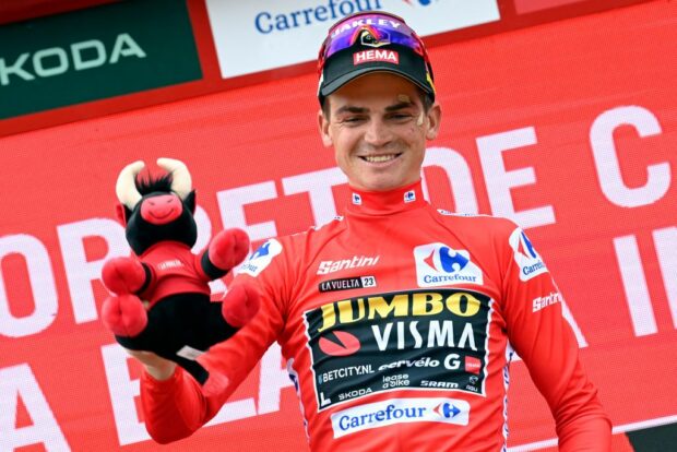 American Sepp Kuss (Jumbo-Visma) is the new leader after stage 8