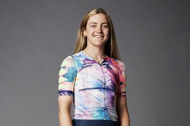 Zoe Bäckstedt signe avec Canyon-SRAM jusqu'en 2026