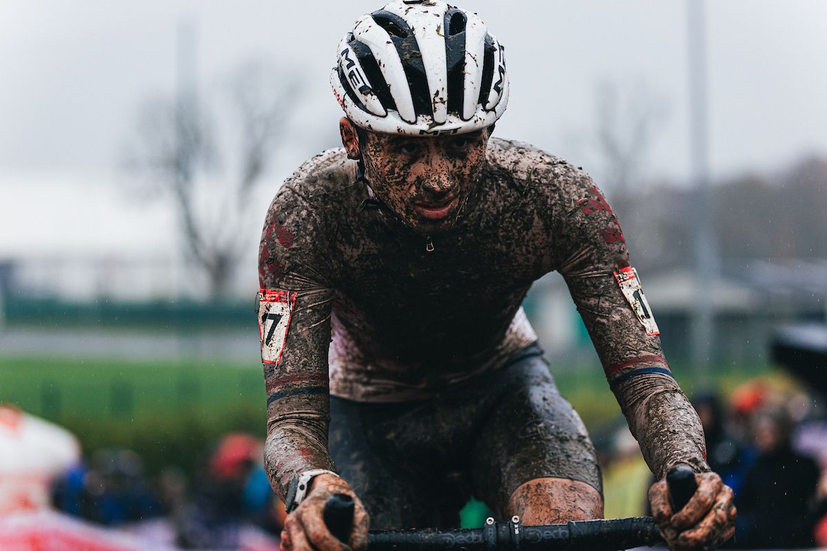 Picture by Alex WhiteheadSWpixcom 26112023 Cycling UCI Cyclocross World Cup Round 5 Dublin Sport Ireland Campus Blanchardstown Ireland Elite Mens Race Cameron Mason of Great Britain